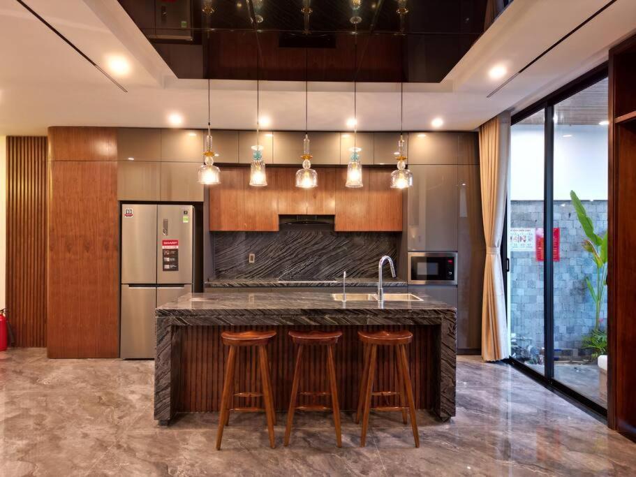 Song Cat Villa - 420Dk - Luxury Villa, Sauna, Jacuzzi Дананг Экстерьер фото