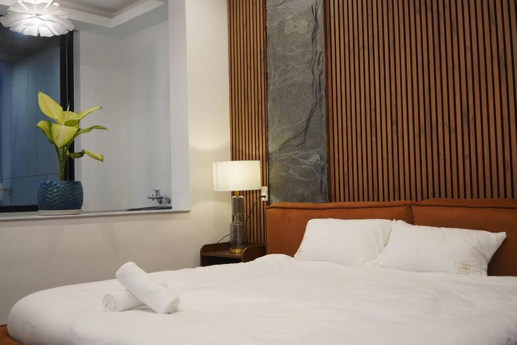 Song Cat Villa - 420Dk - Luxury Villa, Sauna, Jacuzzi Дананг Экстерьер фото